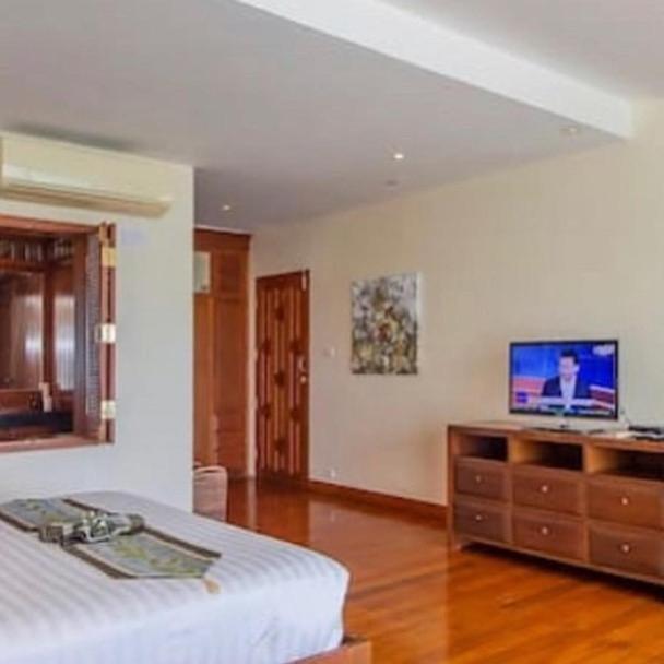 Goodwill Beach House Patong Esterno foto